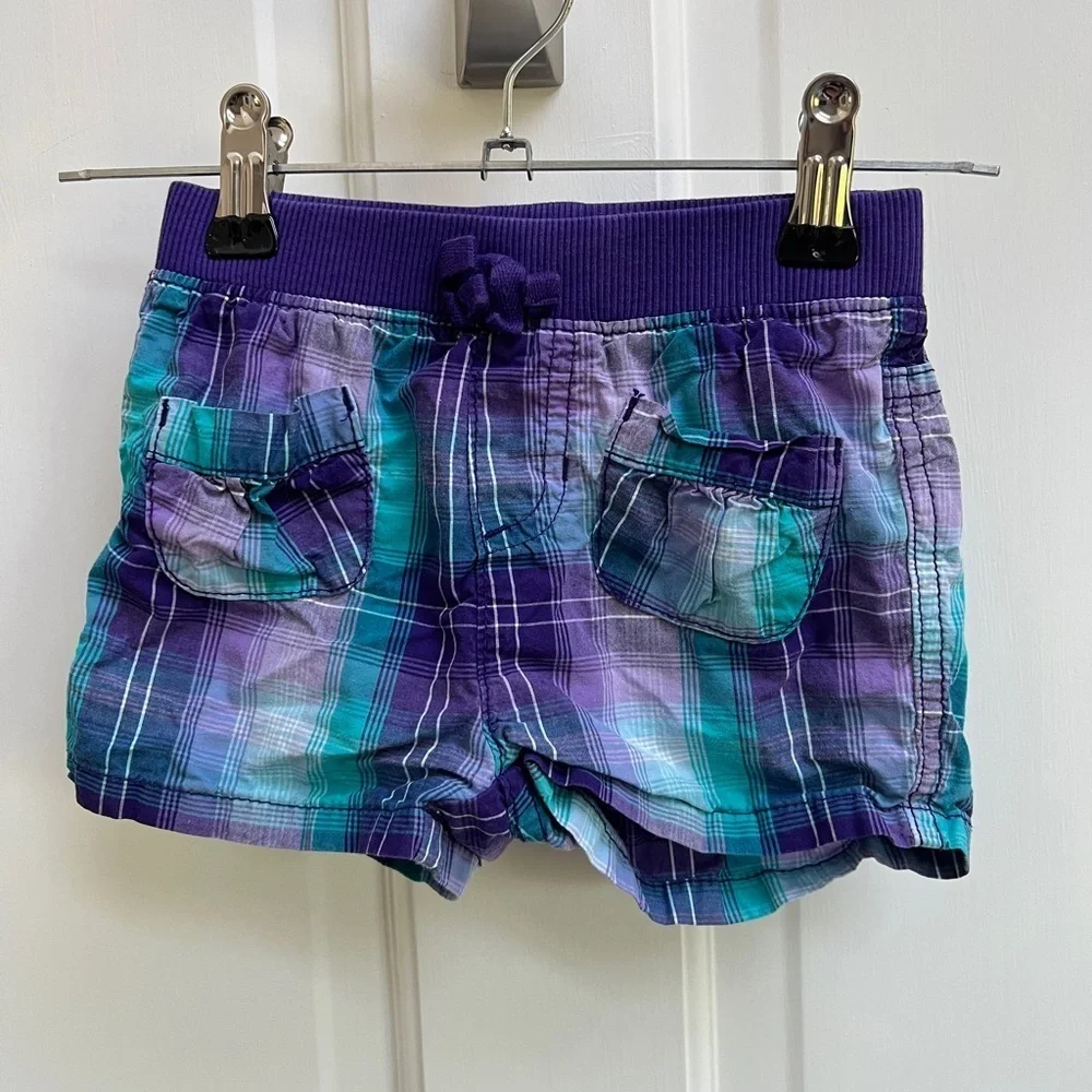 🎉HP🎊 NWOT The Children’s Place 2T Purple & Green Plaid Girls Shorts